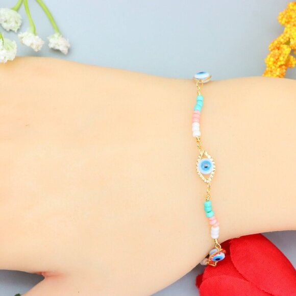 "Elegant & Trendy Bracelet, A Perfect Gift for Women, Thoughtful, EVCH1896 - Picture 3 of 10